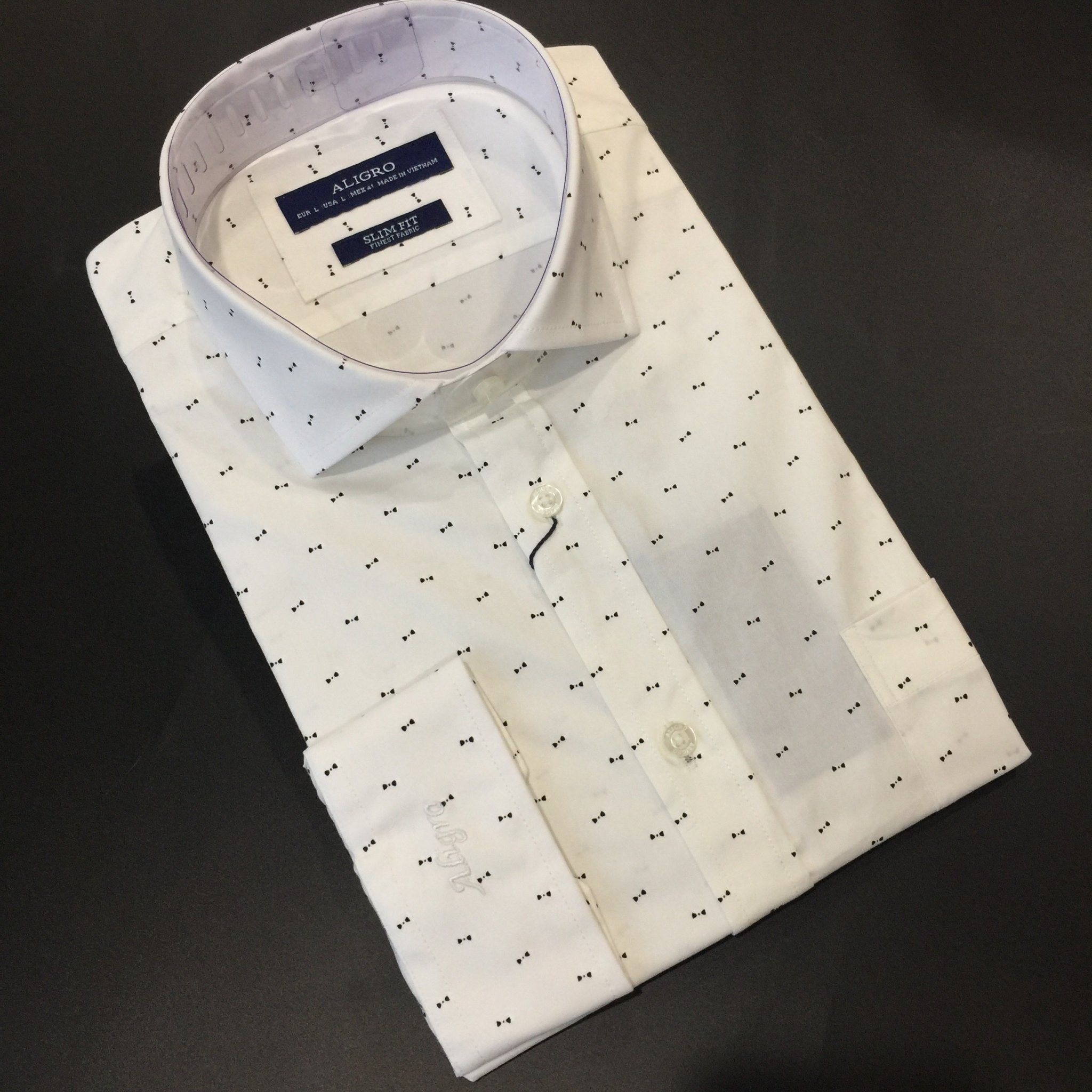 Áo sơ mi dài tay công sở cao cấp Aligro ALGS181 dáng Slimfit màu trắng chấm đen